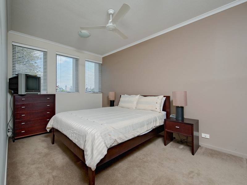 42 Newstead Tce, Newstead QLD 4006