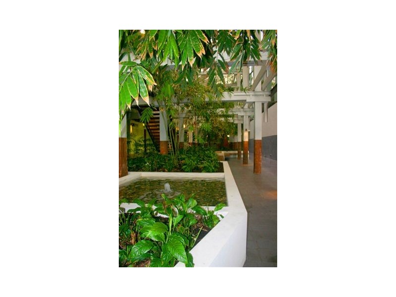 8 – 16 Skyring Tce, Teneriffe QLD 4005