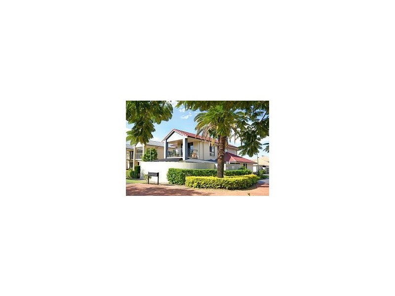 300 Cliveden Ave, Corinda QLD 4075