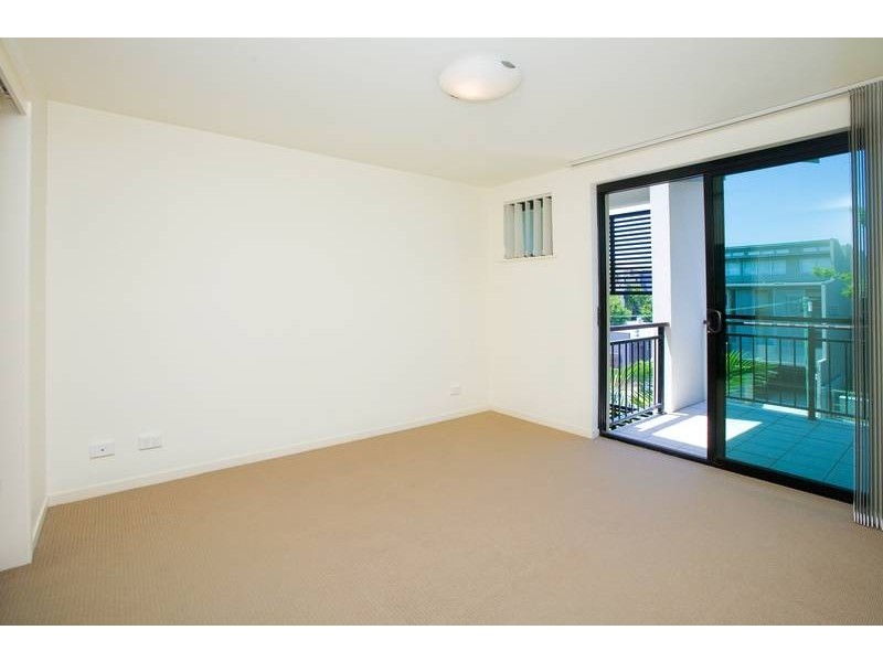1 Newstead Avenue, Newstead QLD 4006