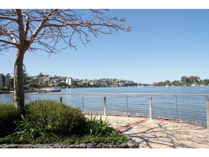 52 Newstead Tce, Newstead QLD 4006