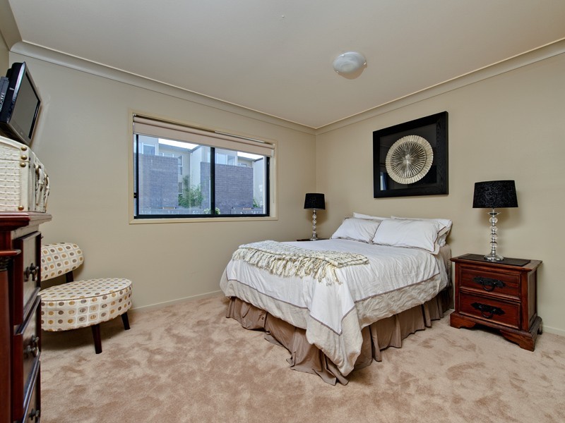 52 Newstead Tce, Newstead QLD 4006