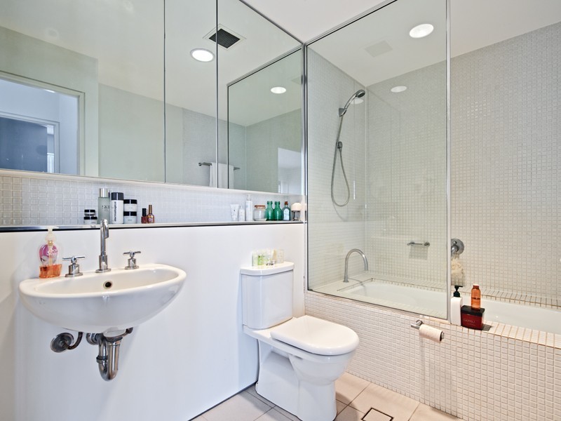 38 Skyring Tce, Teneriffe QLD 4005