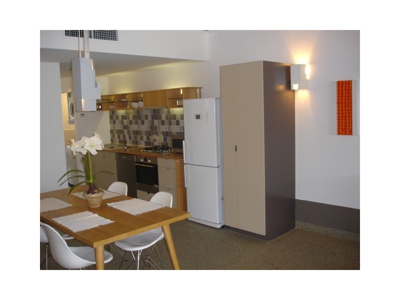16 Skyring Tce, Teneriffe QLD 4005