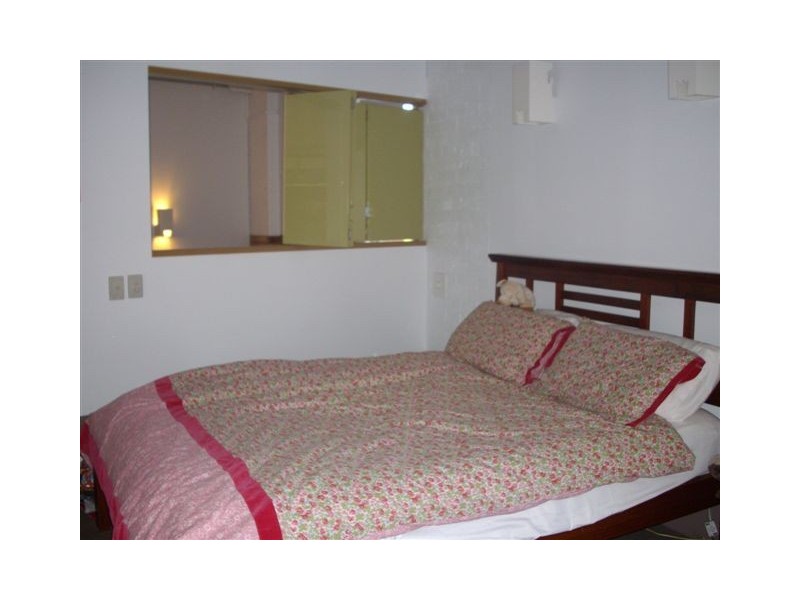 8-16 Skyring Tce, Teneriffe QLD 4005