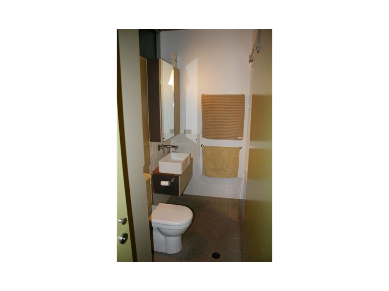 8-16 Skyring Terrace, Teneriffe QLD 4005