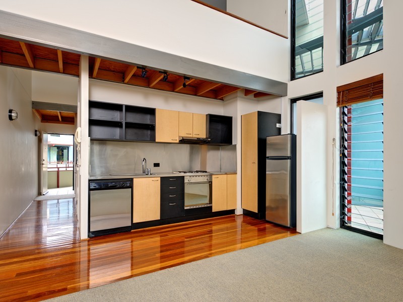 139 Commercial Rd, Teneriffe QLD 4005