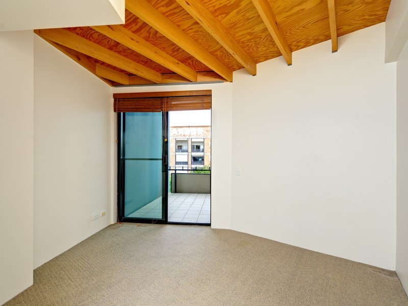 139 Commercial Rd, Teneriffe QLD 4005