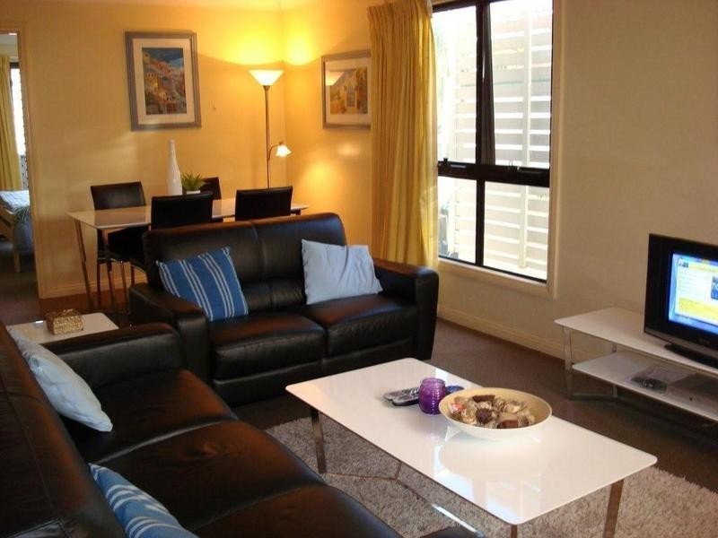 93 Riverton St, Clayfield QLD 4011