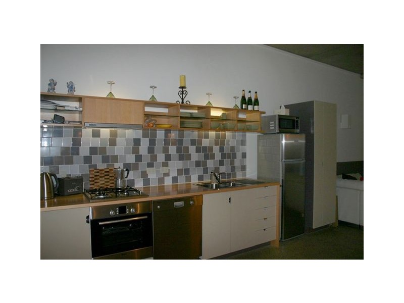 16 Skyring Tce, Teneriffe QLD 4005