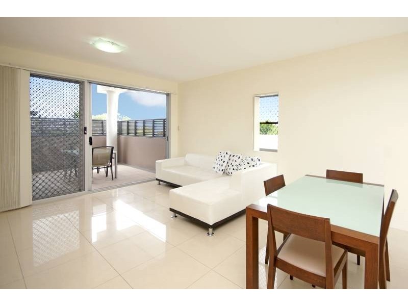 27 Store Street, Albion QLD 4010