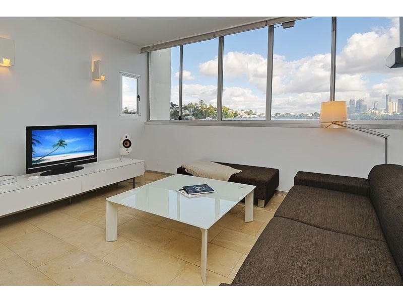 8-16 Skyring Tce, Teneriffe QLD 4005