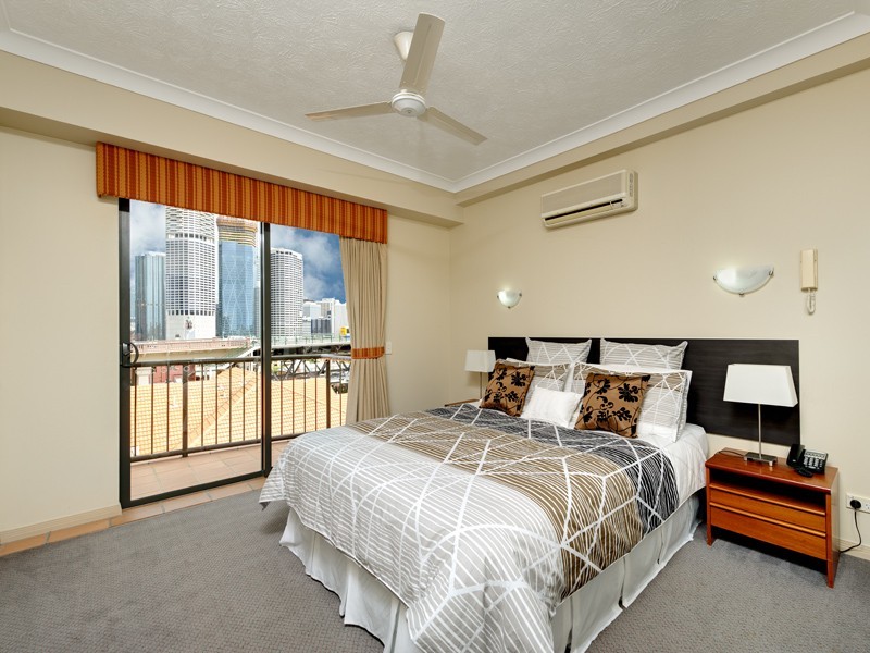 5058/55 Baildon Street, Kangaroo Point QLD 4169