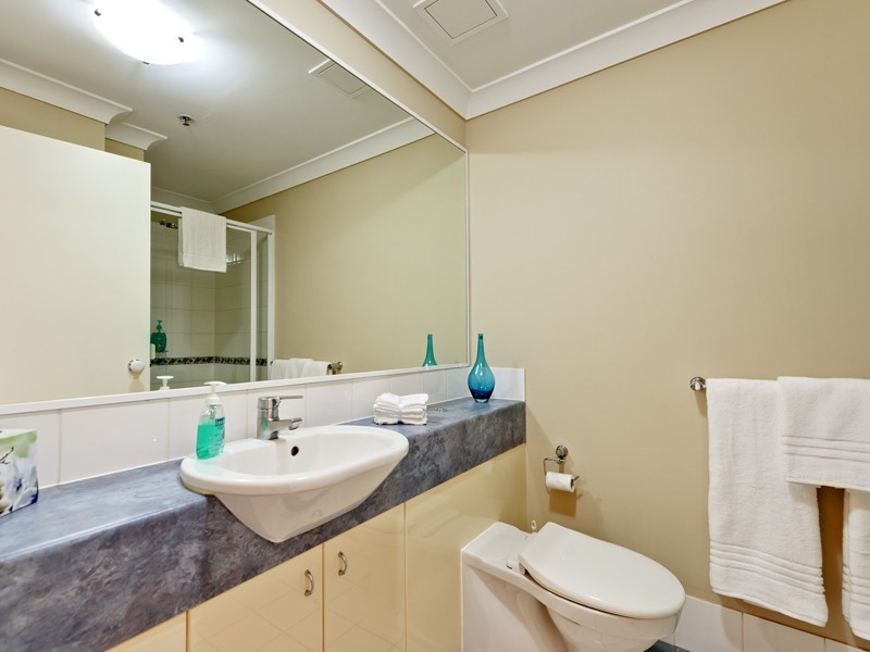 5058/55 Baildon Street, Kangaroo Point QLD 4169