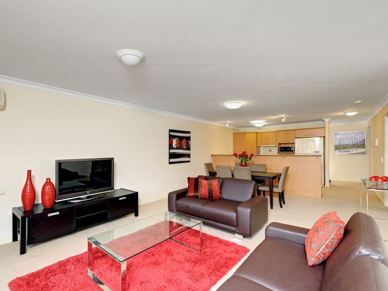 15 Newstead Ave, Newstead QLD 4006