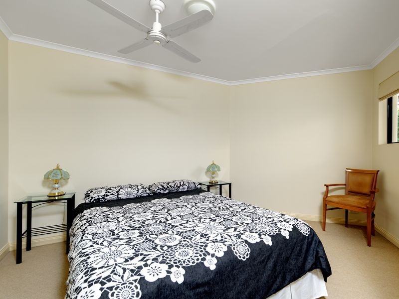 15 Newstead Ave, Newstead QLD 4006