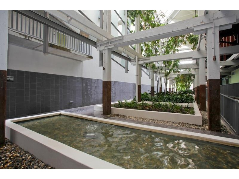 16 Skyring Tce, Teneriffe QLD 4005