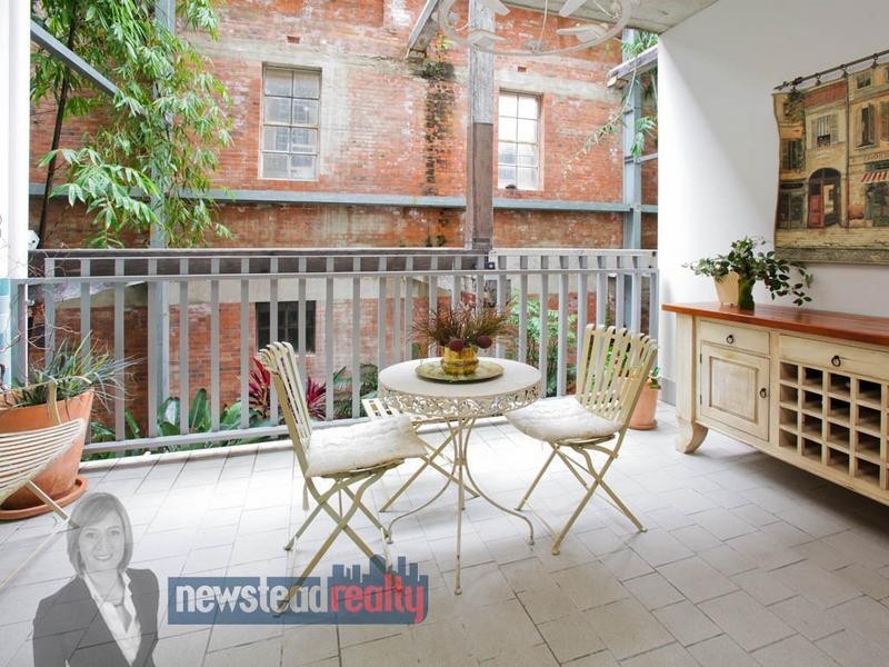 16 Skyring Terrace, Teneriffe QLD 4005