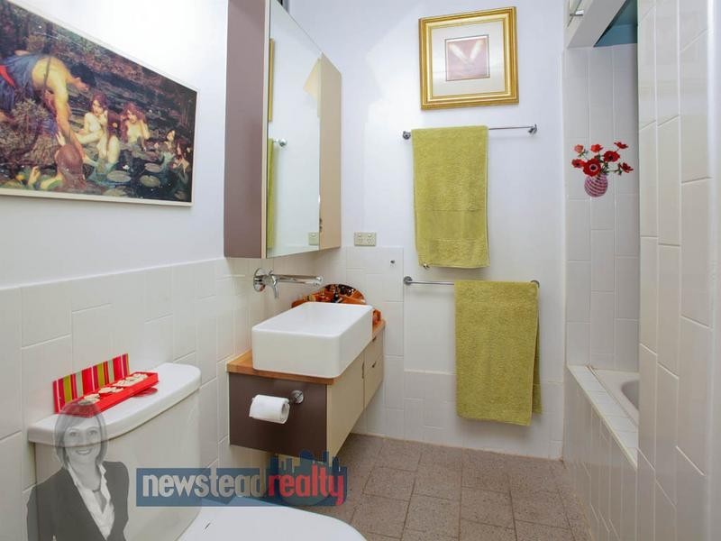 16 Skyring Terrace, Teneriffe QLD 4005