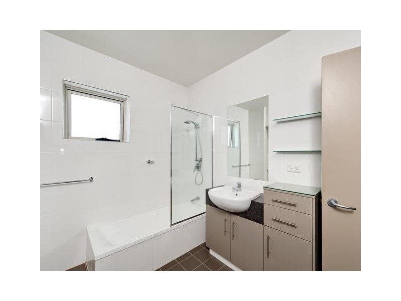 42 Newstead Terrace, Newstead QLD 4006