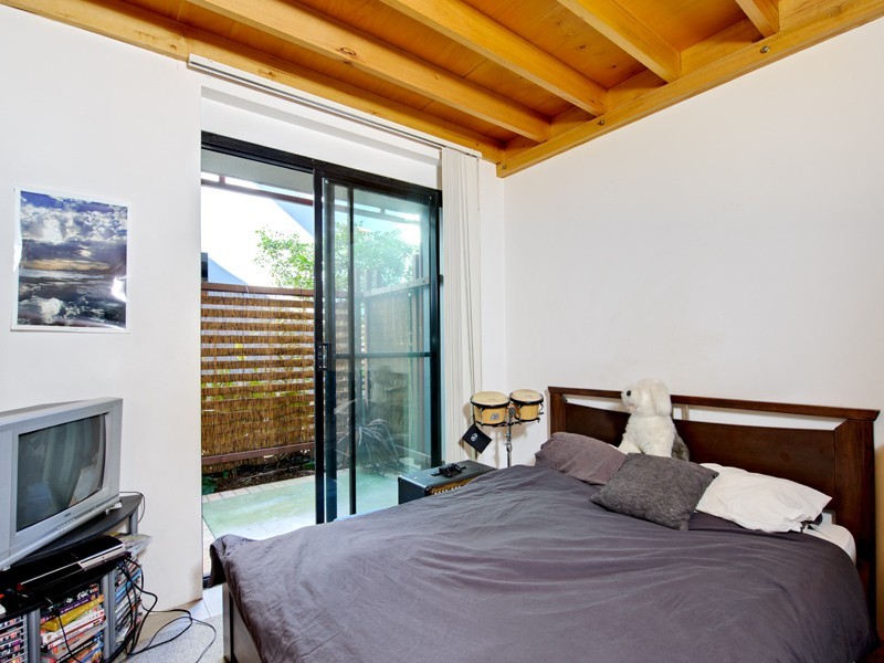 Lot 8, 8/139 COMMERCIAL RD., Teneriffe QLD 4005