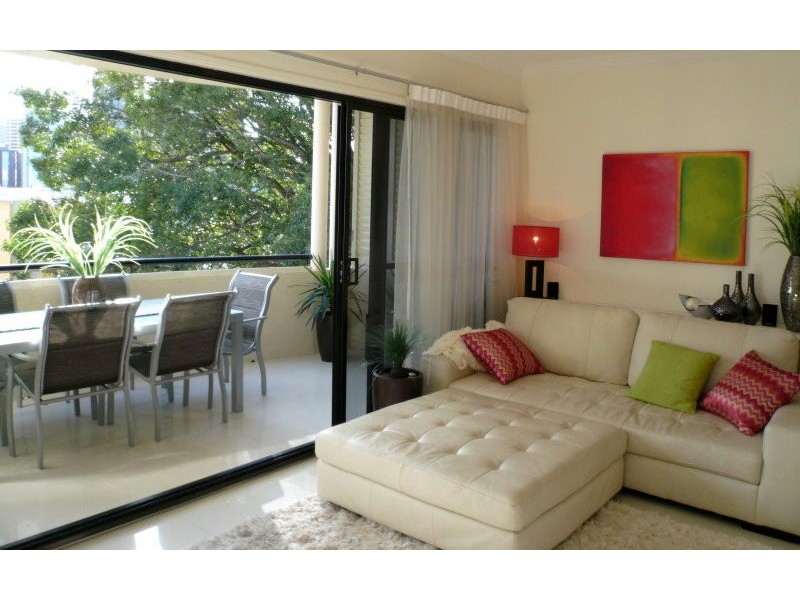 165 Main Street, Kangaroo Point QLD 4169