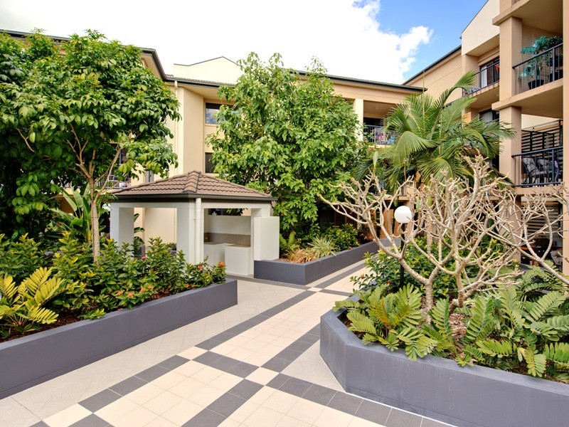 17/52 Newstead Tce., Newstead QLD 4006