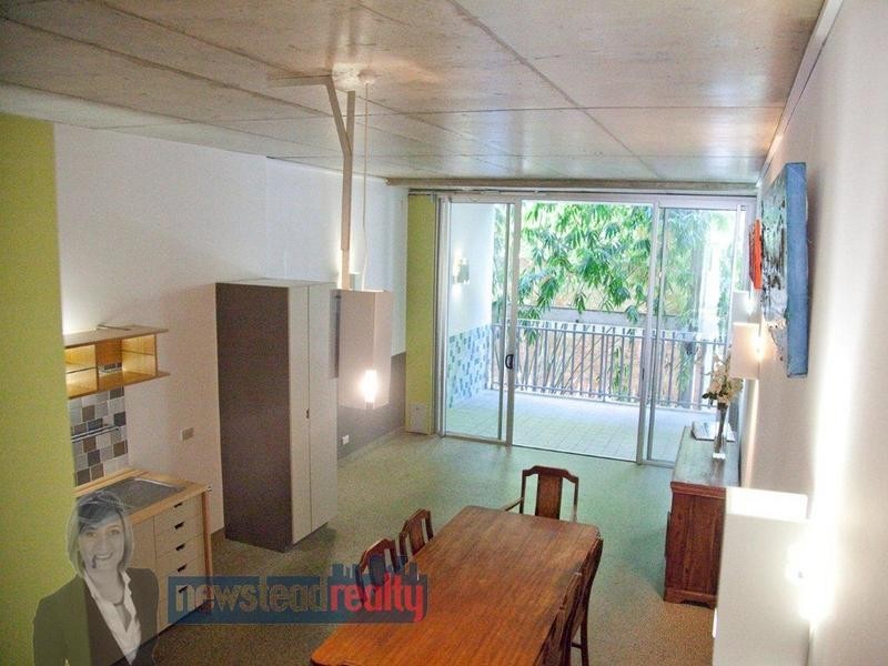16 Skyring Terrace, Teneriffe QLD 4005