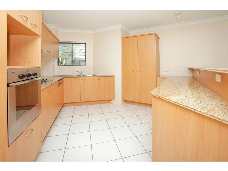 15 Newstead Avenue, Newstead QLD 4006