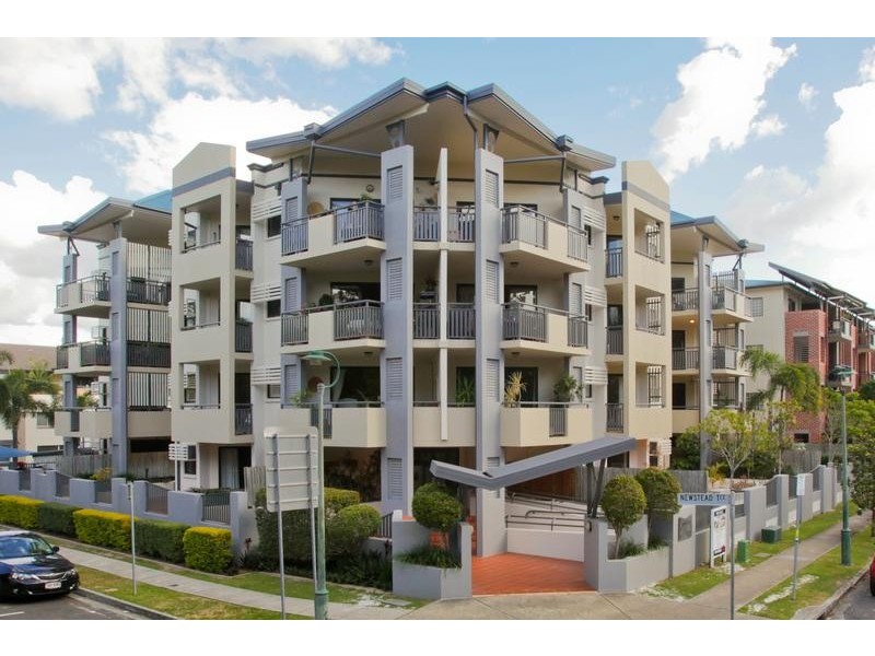 15 Newstead Avenue, Newstead QLD 4006