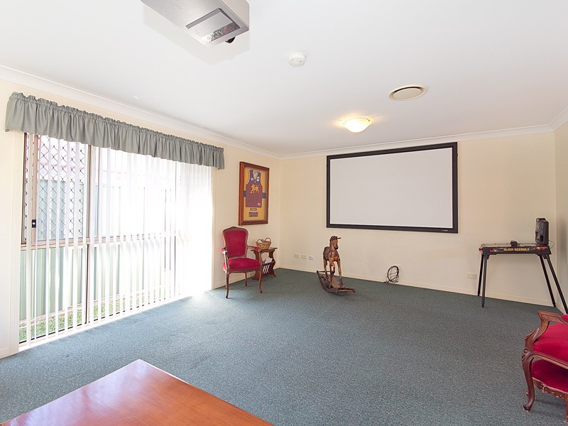 6 Carbone Close, Taigum QLD 4018