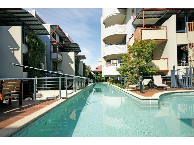 8 Dath Street, Teneriffe QLD 4005