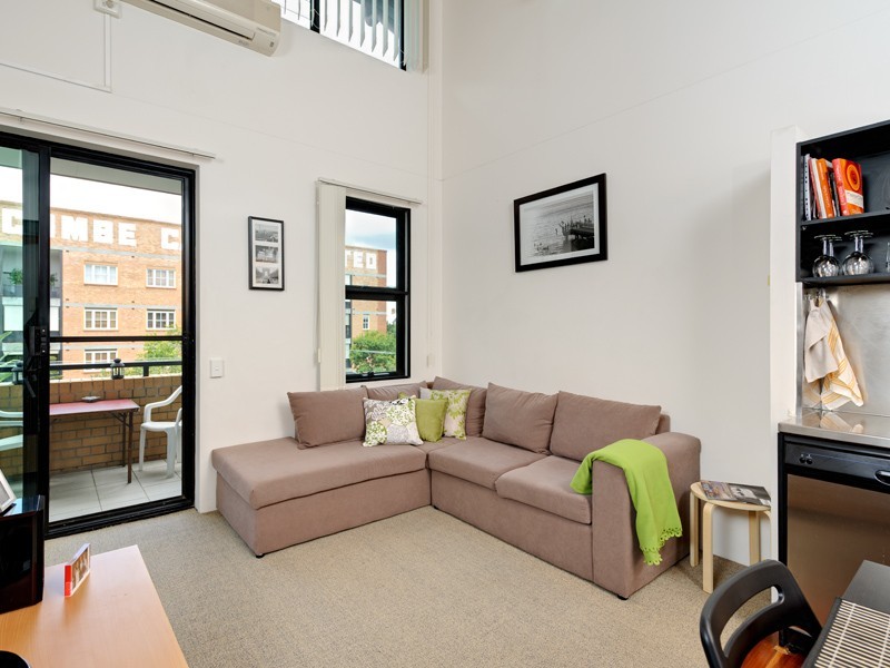 139 Commercial Road, Teneriffe QLD 4005