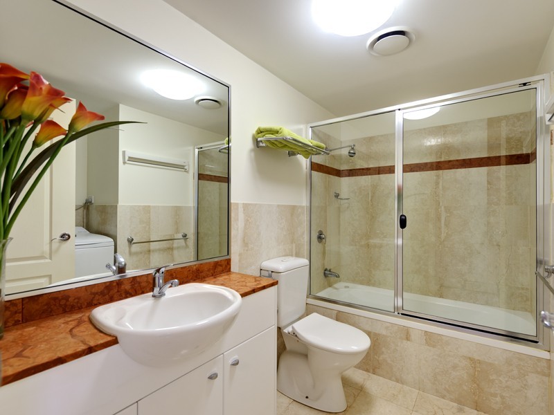 165 Main Street, Kangaroo Point QLD 4169