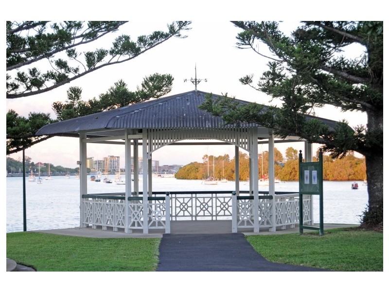 52 Newstead Terrace, Newstead QLD 4006