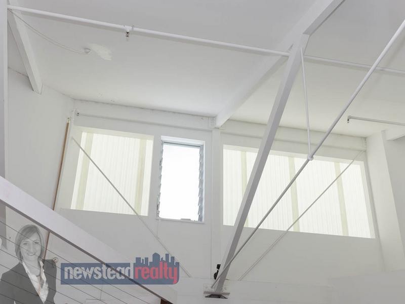 16 Skyring Terrace, Teneriffe QLD 4005