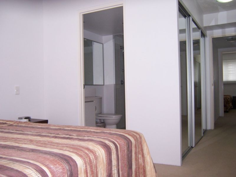 1 Ella Street, Newstead QLD 4006