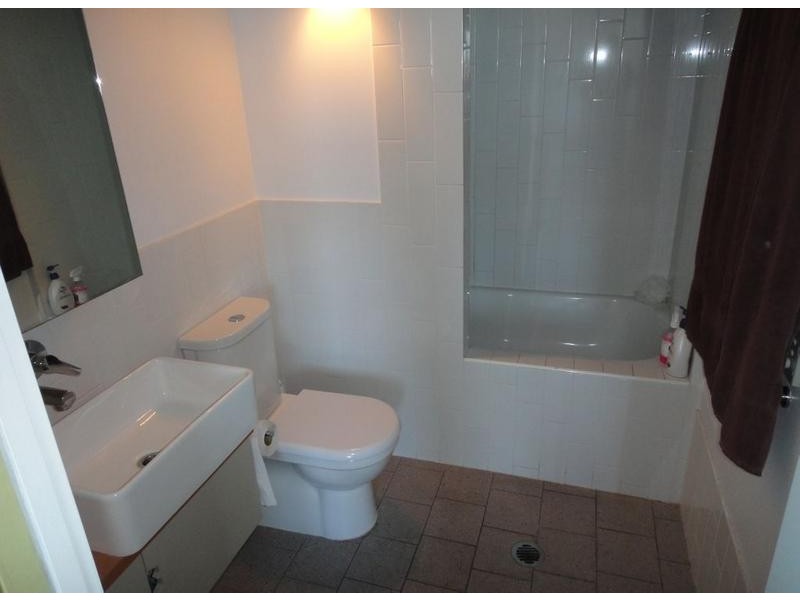 16 Skyring Terrace, Teneriffe QLD 4005