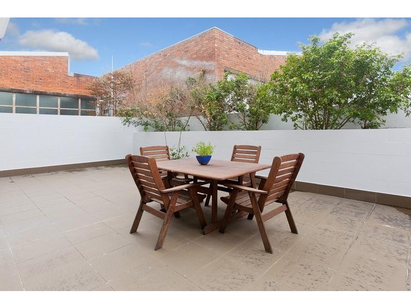 1 Ella Street, Newstead QLD 4006