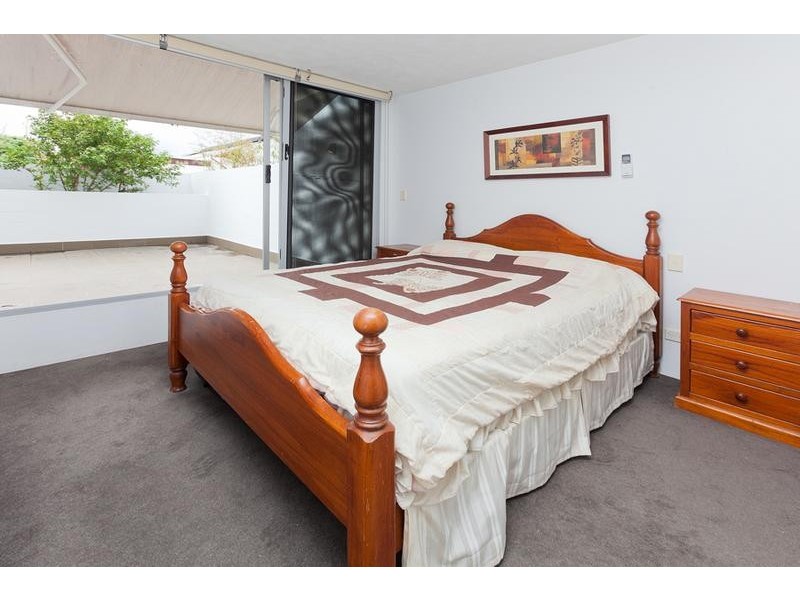 1 Ella Street, Newstead QLD 4006