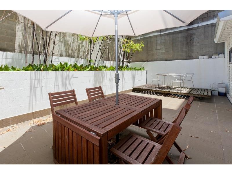 1 Ella Street, Newstead QLD 4006