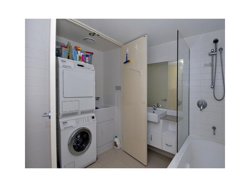 24 Alwood Street, Indooroopilly QLD 4068