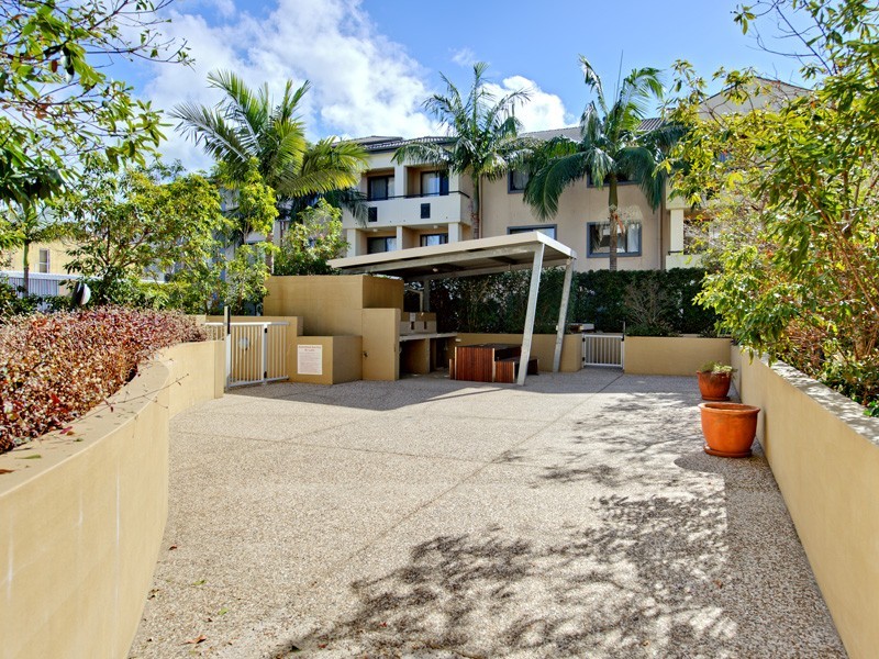 42 Newstead Terrace, Newstead QLD 4006