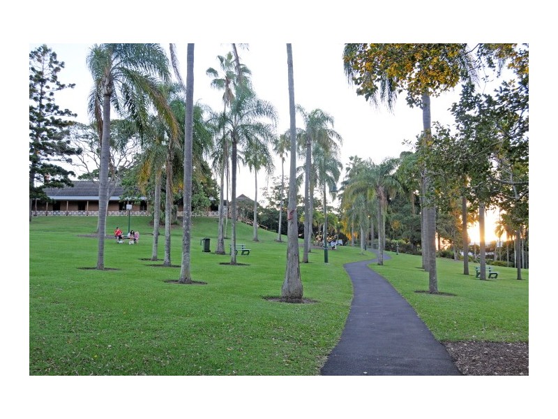 42 Newstead Terrace, Newstead QLD 4006
