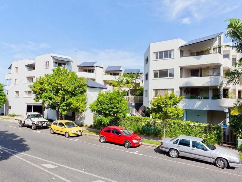 32 Newstead Terrace, Newstead QLD 4006