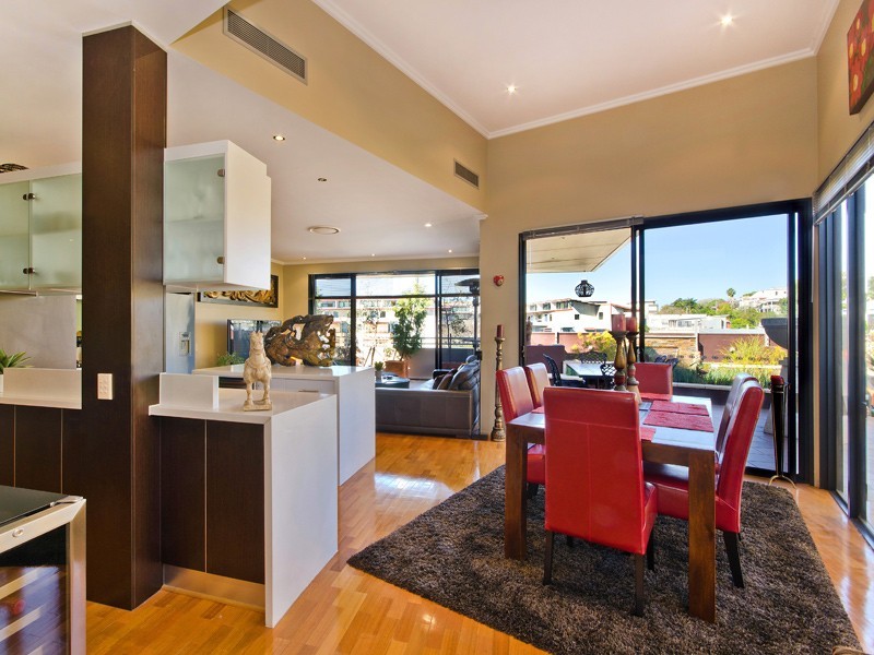 110 Commercial Road, Teneriffe QLD 4005