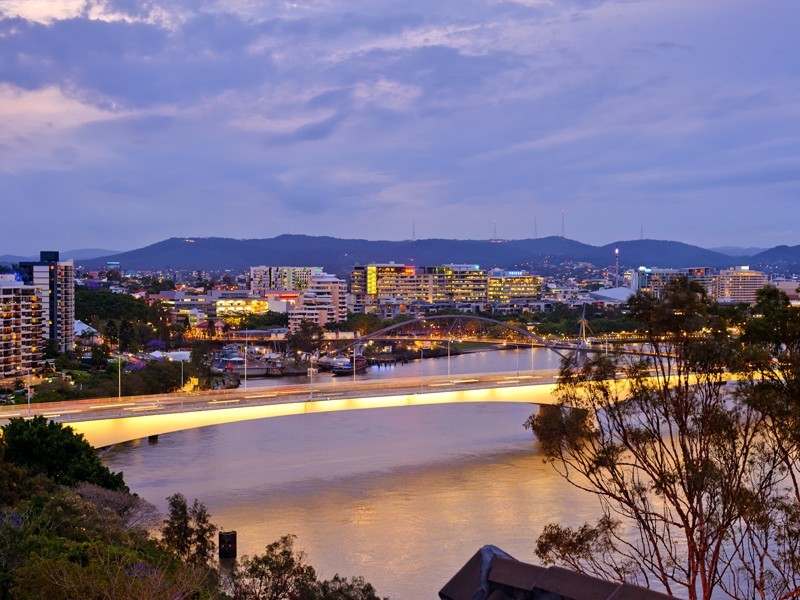 236 River Terrace, Kangaroo Point QLD 4169