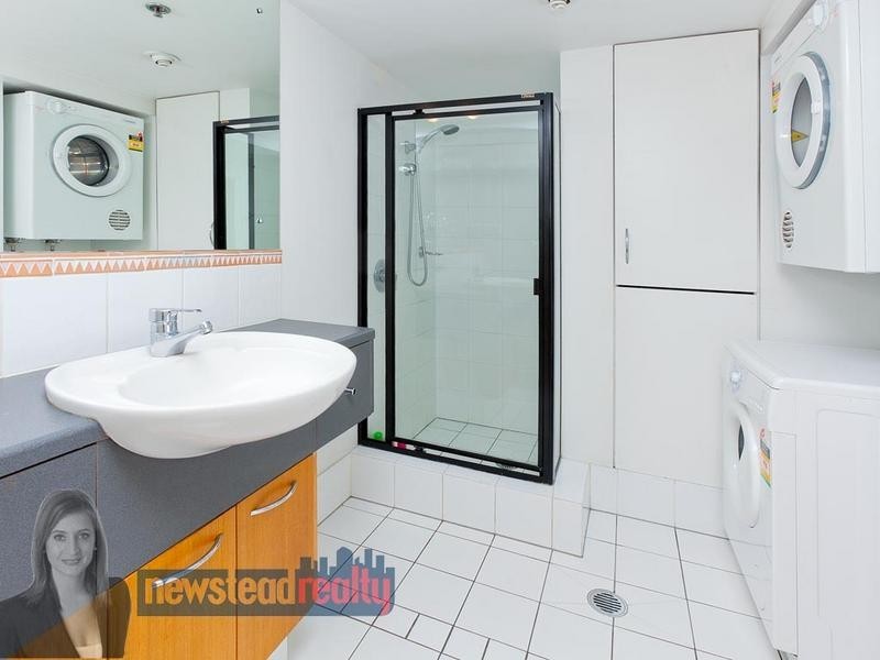 53 Vernon Terrace, Teneriffe QLD 4005