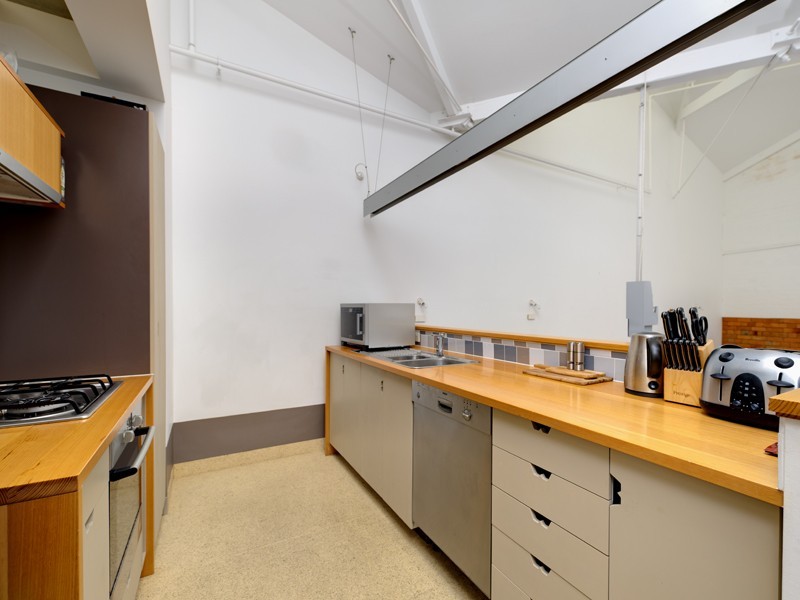 16 Skyring Tce., Teneriffe QLD 4005