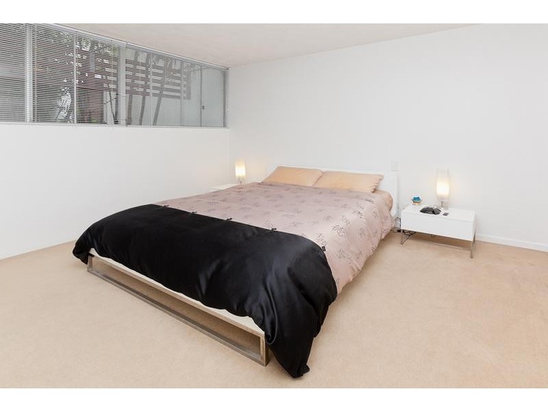 1 Ella Street, Newstead QLD 4006